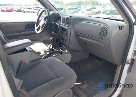 2004 Chevrolet Trailblazer Ls from USA, damaged, VIN 1GNDS13SX42144378